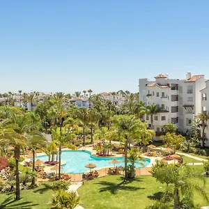 Sea & Mountain View Penthouse Apartamento Estepona